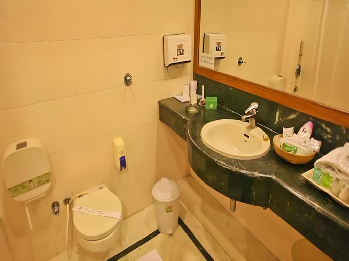 Bathroom 3, M.K.Hotel, Amritsar