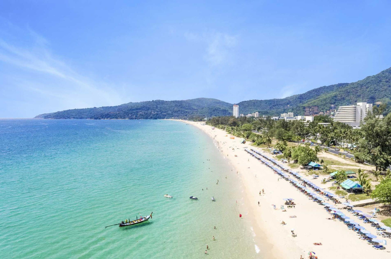 4, Ark Studio only 10 Minutes from kata/Karon Beach, Phuket Island