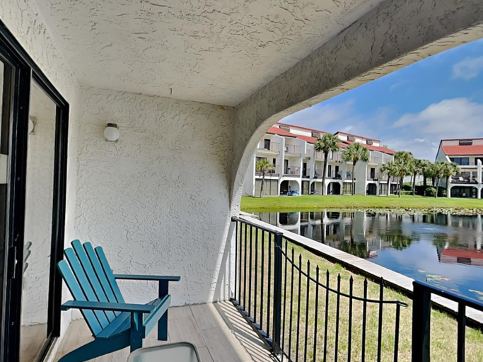 Sport & Beauty 2, Edgewater Villa 404 su-9111EDGEE60404EW-251, Bay