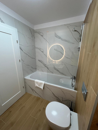 Bathroom 4, B-Holiday Luxury Apartments Urban Plaza, Brasov
