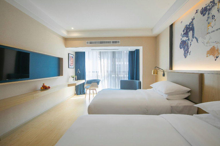 Bedroom 2, Kyriad Marvelous Hotel Yangshuo West Street, Guilin