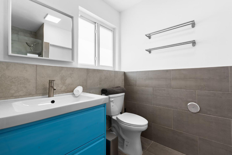 Bathroom 3, Studio wpool patio, Broward