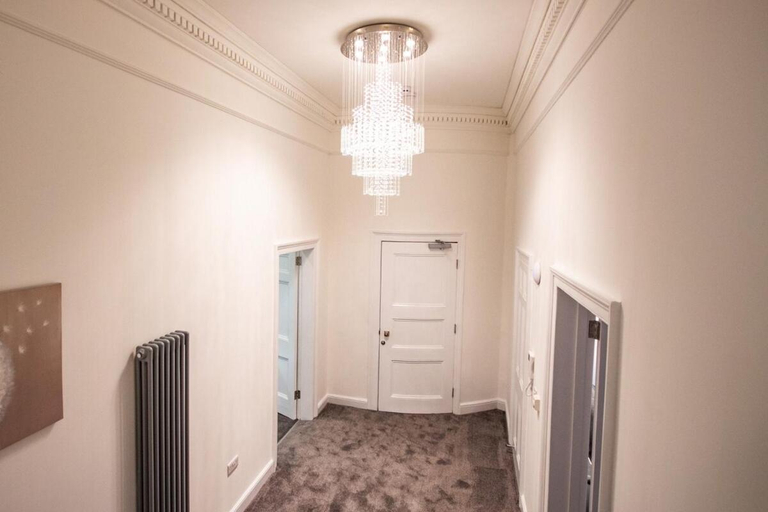 Others 5, 4 Bed- The Westminster Suite, Plymouth