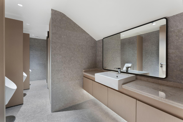 Bathroom 3, JI Hotel Qionghai Yinhai Road, Hainan