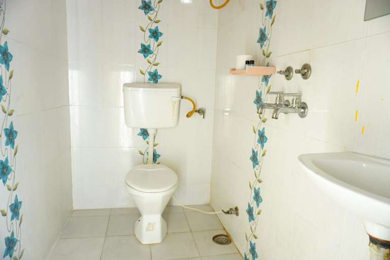 Bathroom 4, Hype Hostel Udaipur, Udaipur