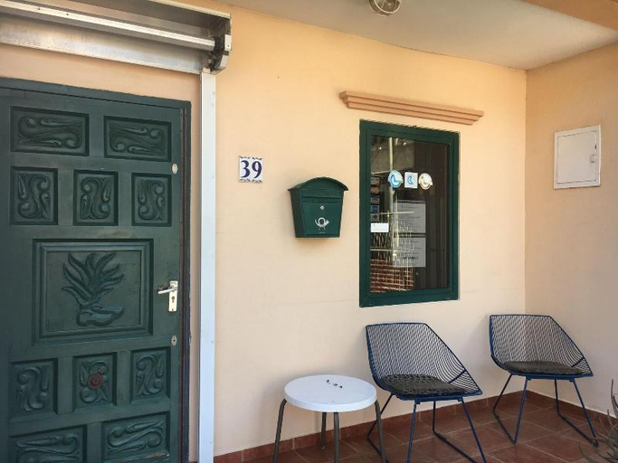 Public Area, Punto di Oro Residences