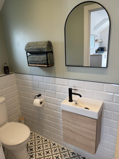 Bathroom 4, Mudeford Retreat, Dorset