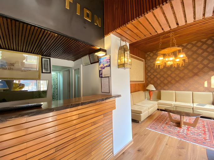 Public Area, Hotel Mountview Pahalgam, Anantnag