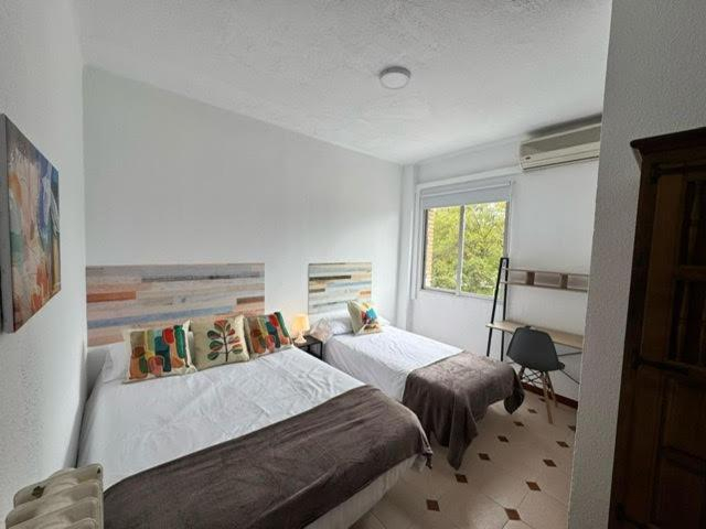 Bedroom 3, Hostal El Torero, Madrid