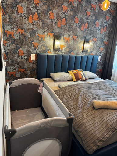 Bedroom 2, Luxury Tropical Apartment at Budapest, Budapesti
