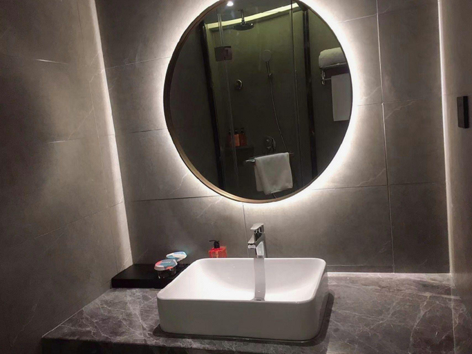 Bathroom 3, Orange Hotel Emeishan Hot Spring, Leshan