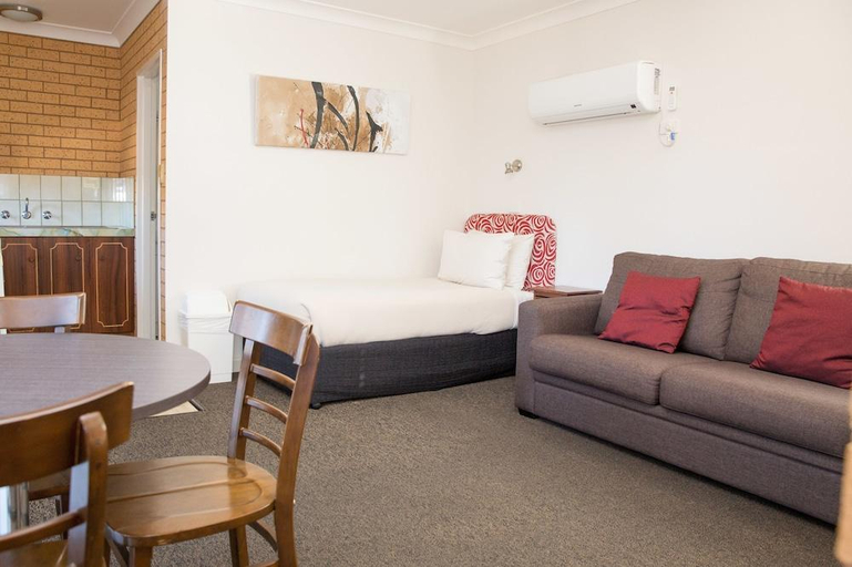 Others 3, Centralpoint Motel, Wagga Wagga - Pt A