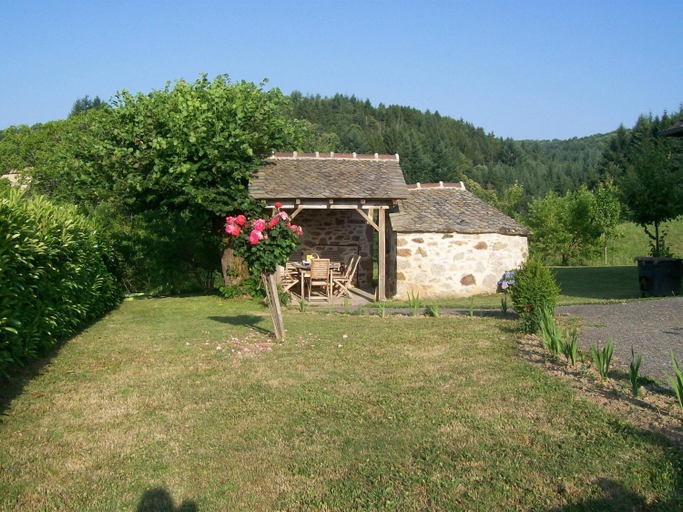 Exterior & Views 1, Calvinet Retreat for Six Guests, Cantal