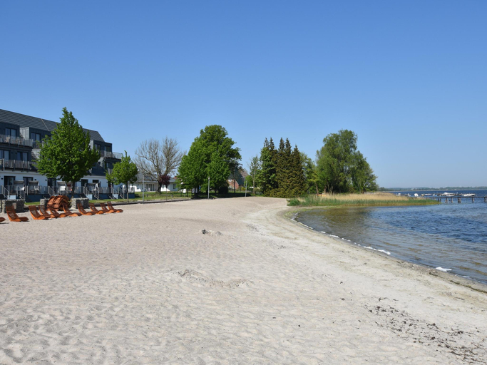 Others 5, Charmante Ferienwohnung mit Garten in Wiek, Vorpommern-Rügen
