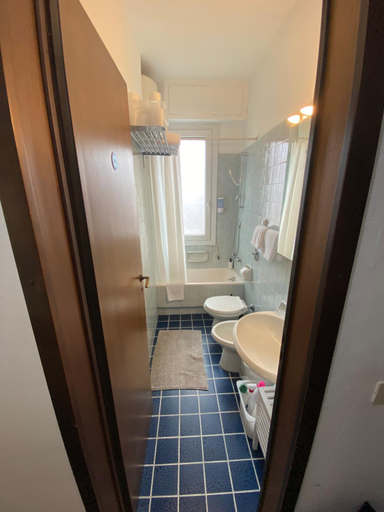 Bathroom 2, Short Rent Milan Porta Vittoria, Milano