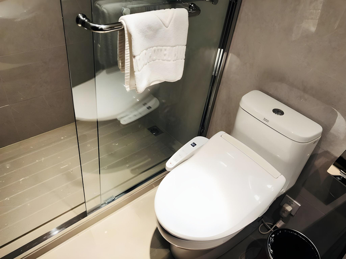 Bathroom, Xinqiao Hotel, Hangzhou