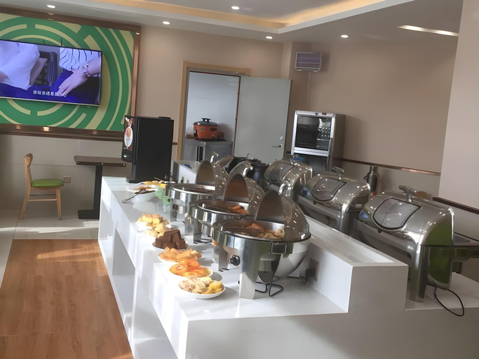 Food & Drinks 4, GreenTree Inn Jiujiang Development Zone Changjiang Avenue, Jiujiang