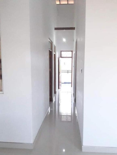 Others 5, Jasmine Apartments, Negombo