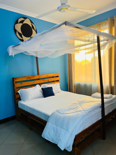 Bedroom 2, Kilimanjaro Smiley Inn , Moshi Urban