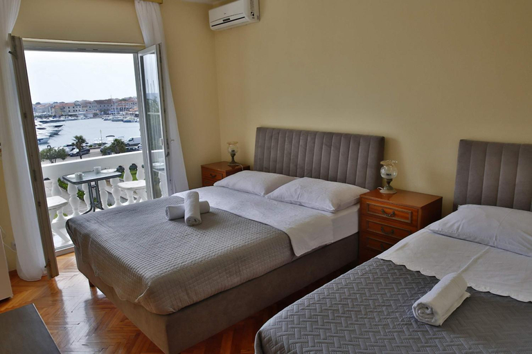 Bedroom 3, Apartment and Rooms Villa Kolonada, Vodice