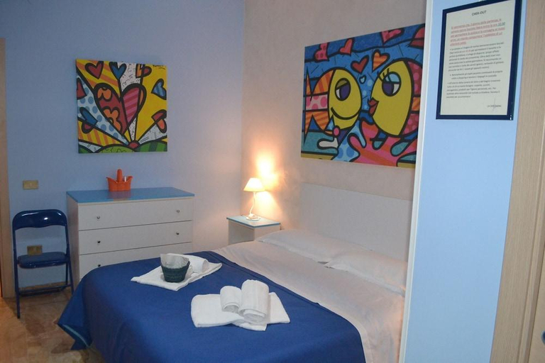 Bedroom 2, La Marinella, Cosenza