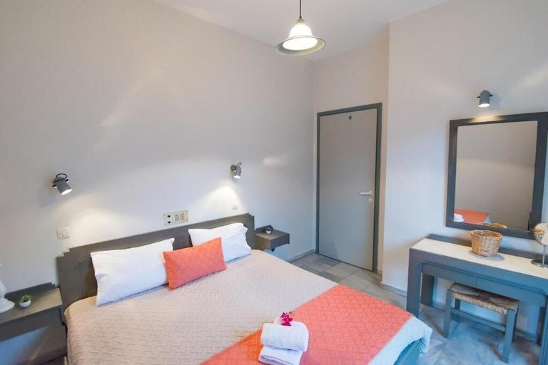 Bedroom 2, Mardinik Hotel Apartments, Crete