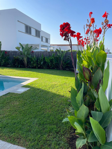 Others 5, Villa d’Aina * Propiedad privada con piscina, Baleares