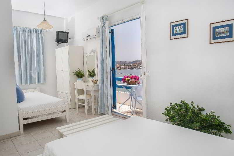 Bedroom 2, Alkyon Hotel, South Aegean