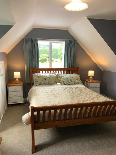 Bedroom, Hunua Ranges, Franklin