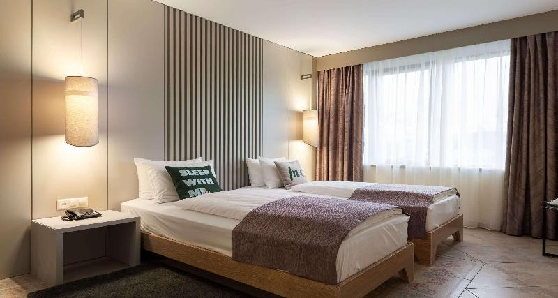 Bedroom 2, MIA SeePark Hotel Murten, Lac