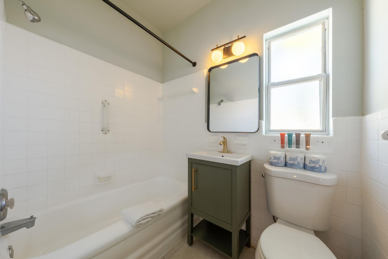 Bathroom 3, Island Cay at Clearwater Beach, Pinellas