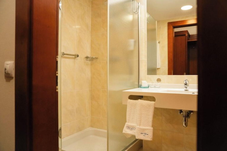 Bathroom 4, Spa Hotel Olympia Marienbad, Cheb
