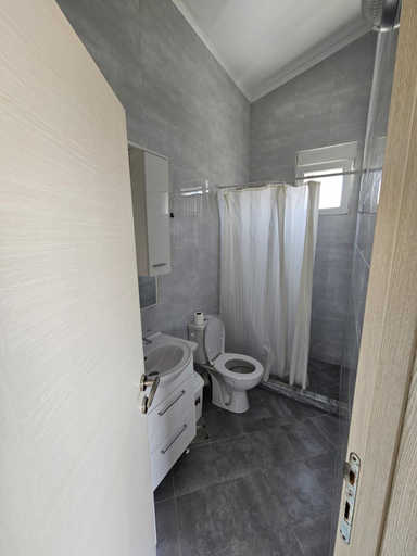 Bathroom 3, Apartmani Sutomore welcome