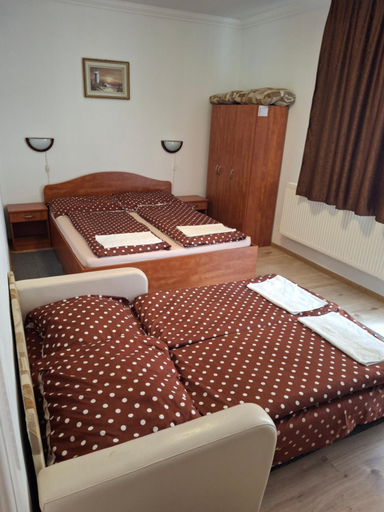 Others 3, Birta Apartman, Hajdúszoboszló
