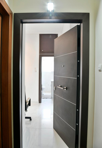 Others 5, Krezias Apartments E7, Attica