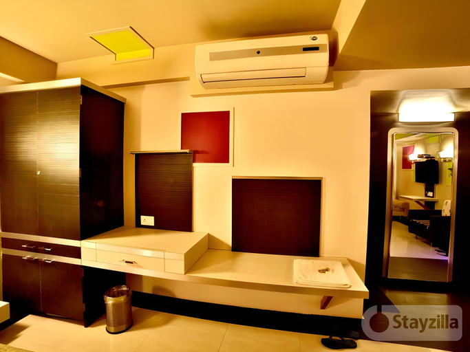 Others 4, Hotel Harmony, Junagadh