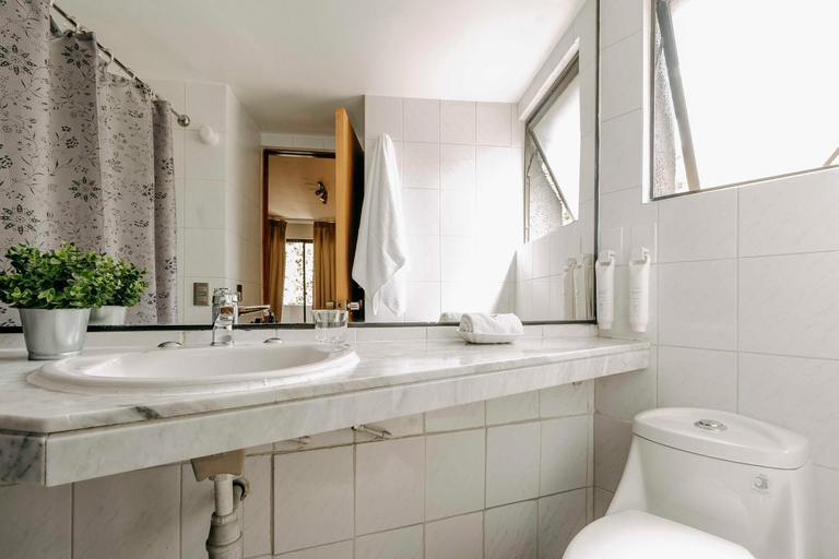 Bathroom, Time Stay - Essential Apartments, Santiago