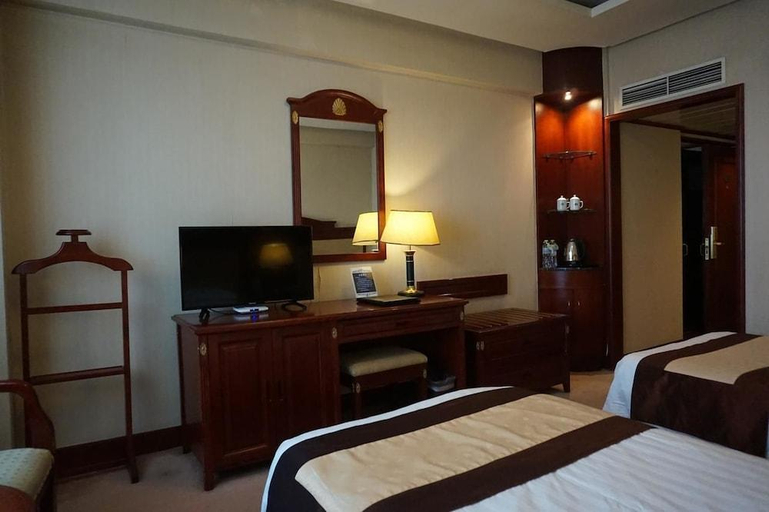 Bedroom 2, Heilongjiang Kunlun Hotel, Harbin