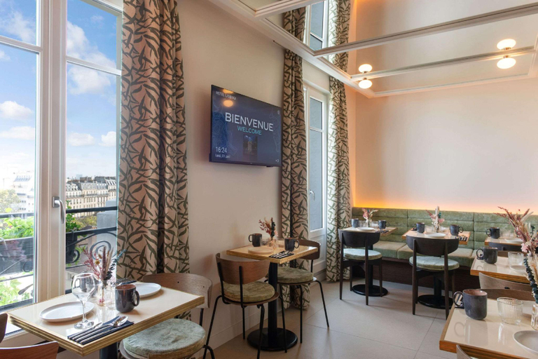 Food & Drinks 5, Le Lampika Hotel, Paris
