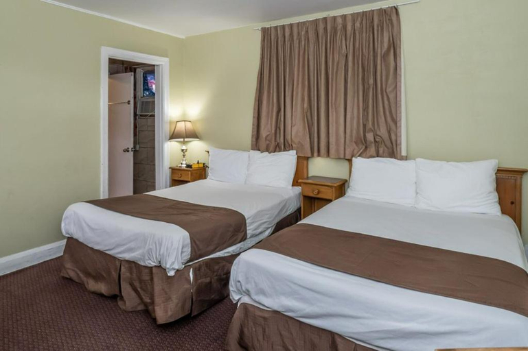 Bedroom 3, Maples Motel, Simcoe