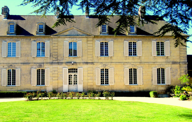 Front of property 2, Château les Cèdres, Calvados