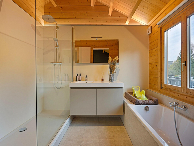 Bathroom 3, Elegant chalet in Manhay with Sauna, Luxembourg
