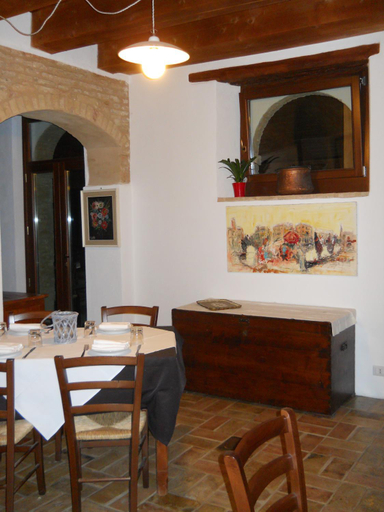 Food & Drinks 4, Agriturismo Bassarì, Macerata