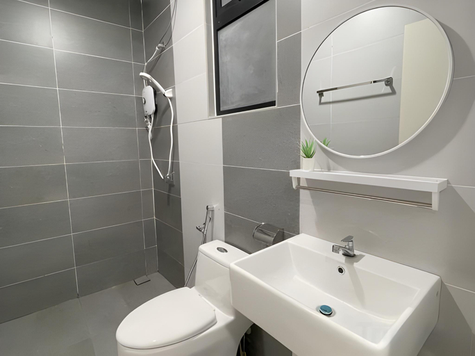 Bathroom 5, Ipoh The Cove Premium Apartment Suites By IWH, Kinta