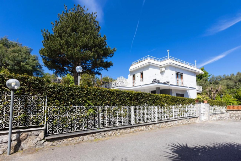 Exterior view 5, Estate4home - Villa Louise, Napoli