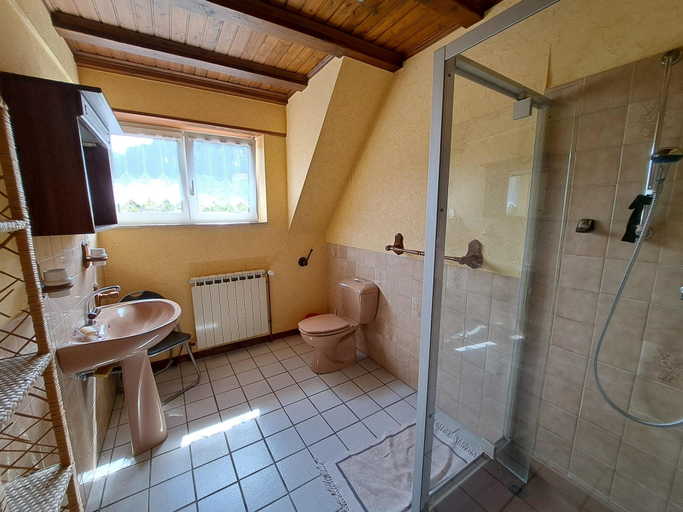 Bathroom 3, Holiday Home in Reipertswiller near Castle, Bas-Rhin
