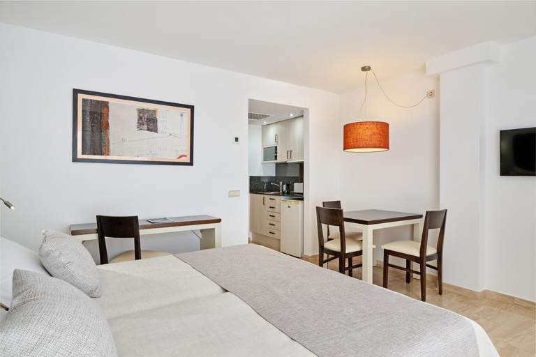 Bedroom 3, Grupotel Port d'Alcudia, Baleares