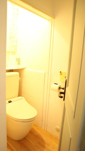 Bathroom 5, Artist's Studio, Mitaka