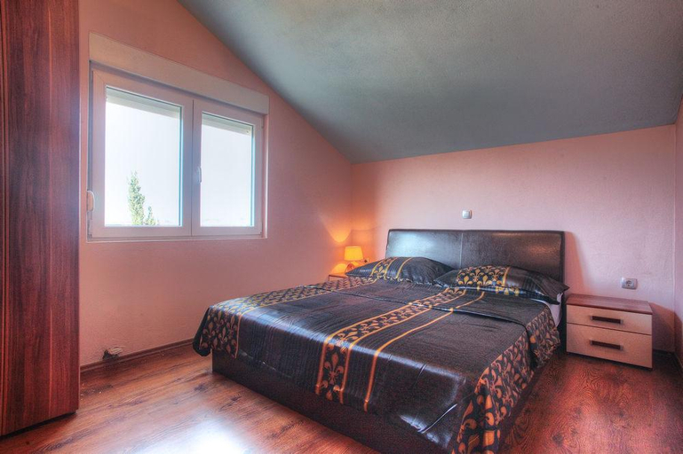 Bedroom 3, Villa Nika with pool & parking near Zadar, Bibinje
