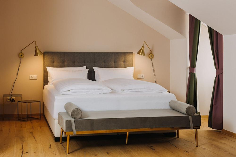 Bedroom 3, Gutshof Sagmuhle, Passau